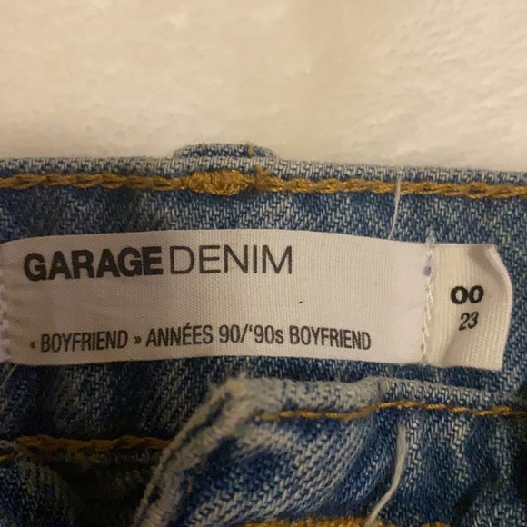 Blue mom jeans with rips - Picture 2 of 4